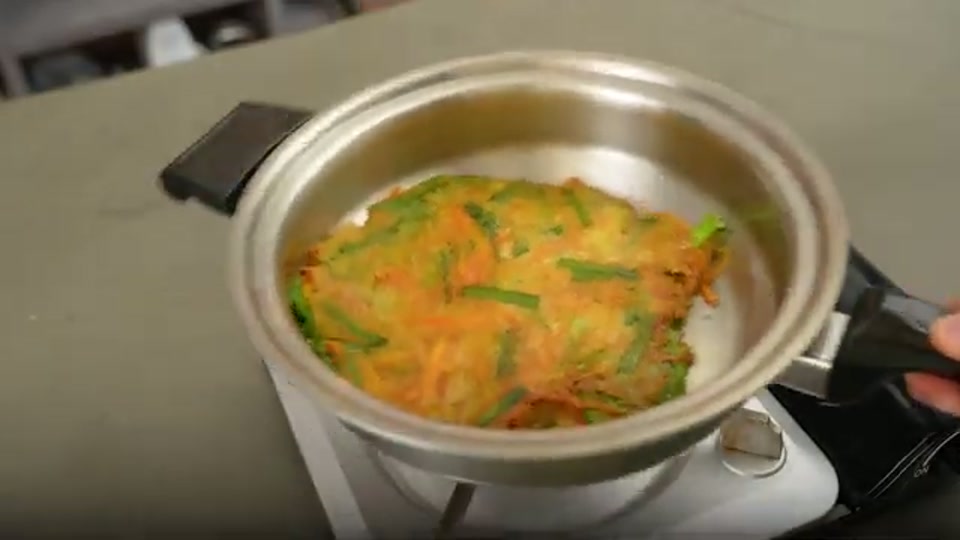 フライパンにくっつかずきれいに焼ける
